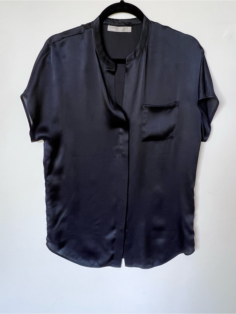 NEW! Vince Short Sleeve Pocket Silk Shirt Top with Split-Neck. - Picture 3 of 9